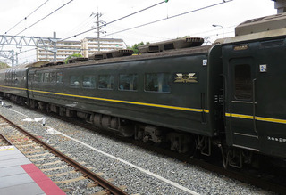 a05-XV24-2c.jpg