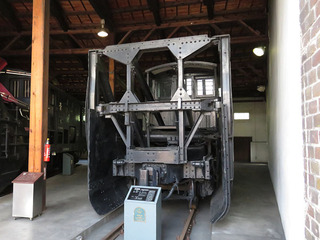 c05-L800-800f.jpg